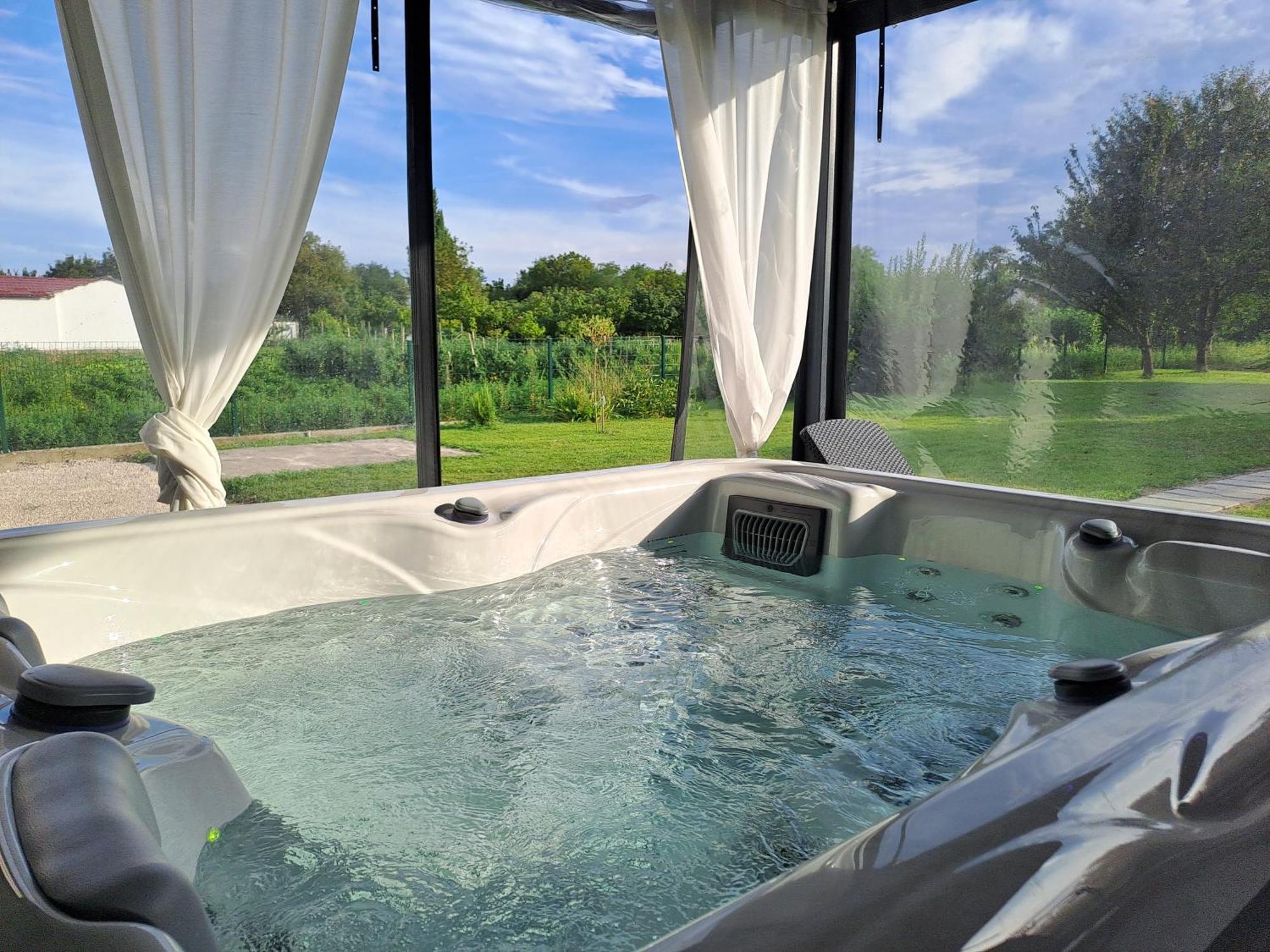 Kuca Za Odmor Domus Alba Villa Branjin Vrh Ngoại thất bức ảnh