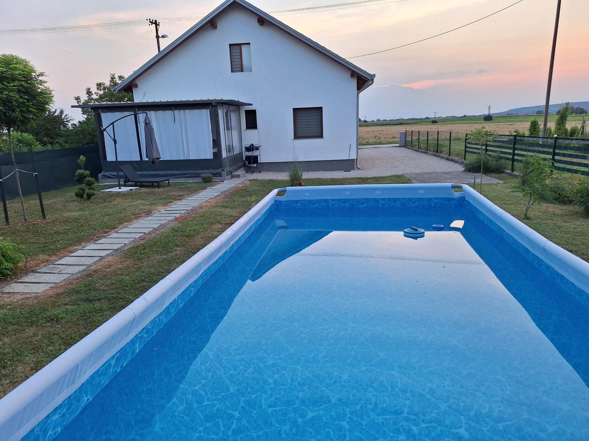 Kuca Za Odmor Domus Alba Villa Branjin Vrh Ngoại thất bức ảnh